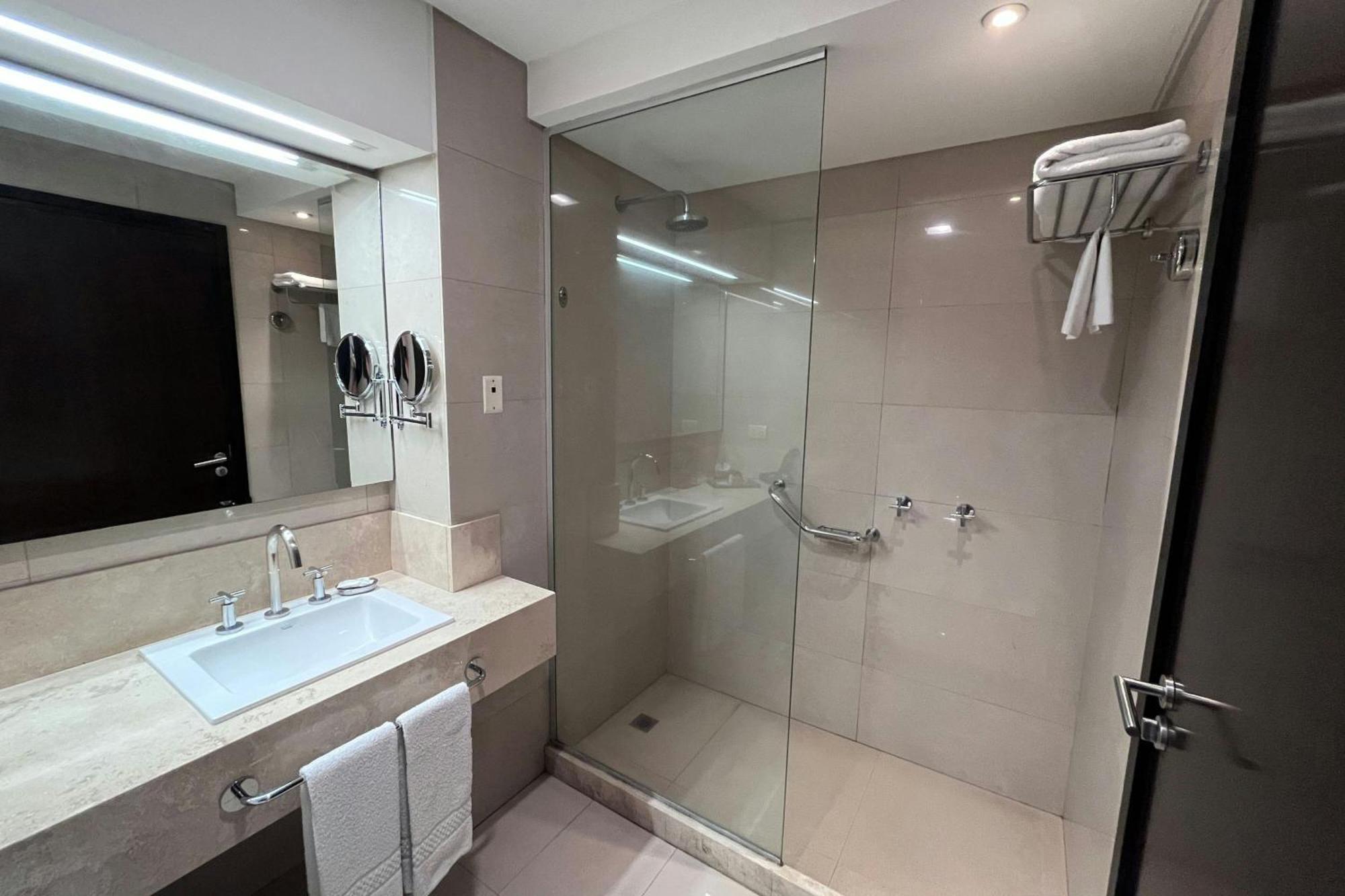 Sheraton Tucuman Hotel San Miguel de Tucumán Екстериор снимка